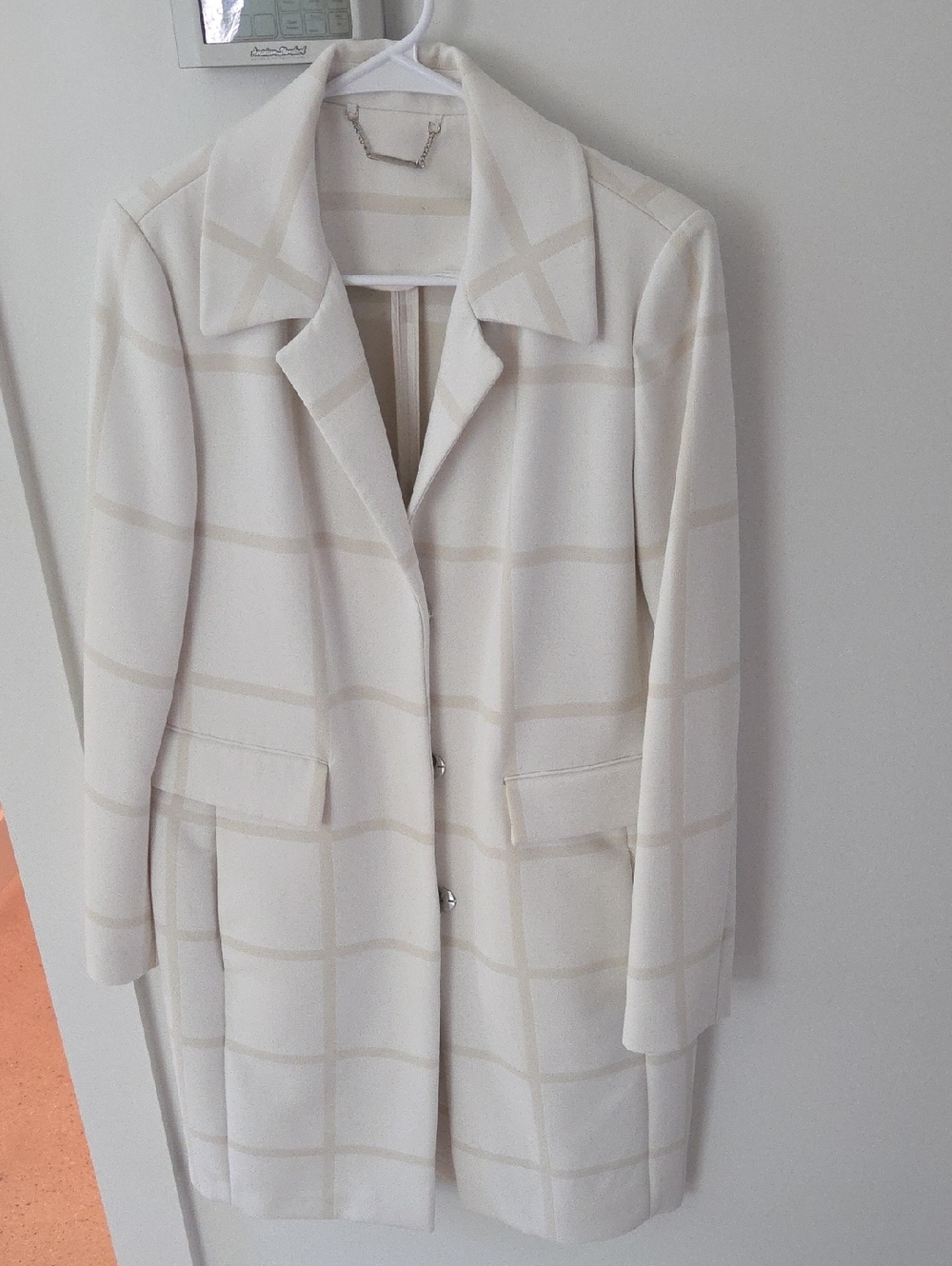 Elie Tahari Cream Windowpane Long Trench Coat - Size Medium